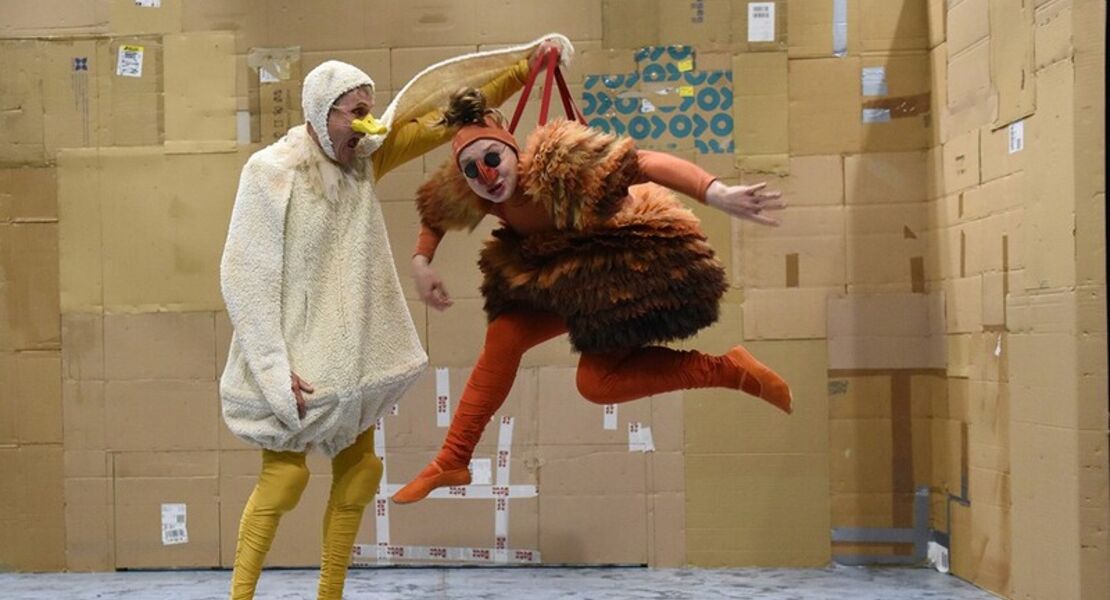 lahme-ente-blindes-huhn-theaterhaus-schauspiel