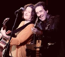 TAPAs Abend mit Akustik-Duo ZWO