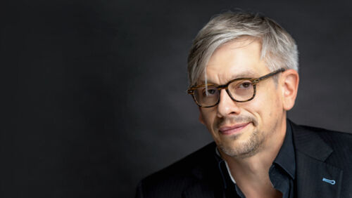 mathias-tretter-nachgetrettert-der-satirische-jahresruckblick