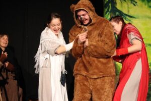 Theater GegenStand: Schneeweißchen und Rosenrot