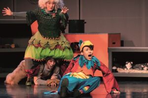 Sorbisches National Ensemble - Der mit dem Wind kam | Getanztes Märchen für Kinder