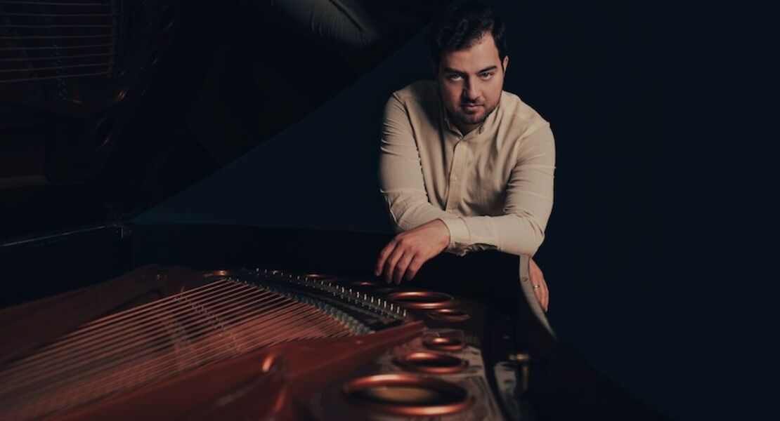 eine-hommage-an-ludovico-enaudi-burak-cebi