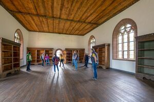 Marienkapelle und Bibliothekssaal im Kloster Hirsau