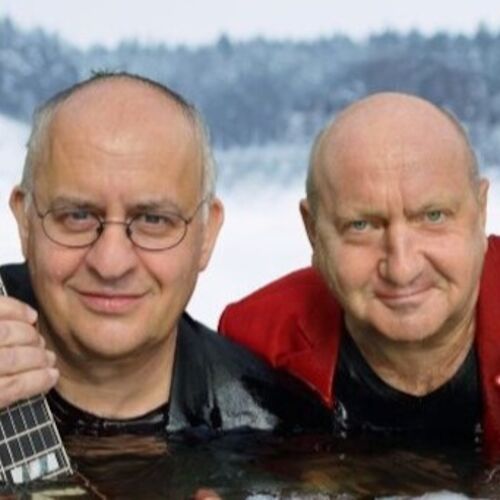 schwarze-grutze-ganz-dunne-eis