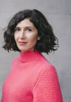 Nava Ebrahimi - »Und Federn überall«