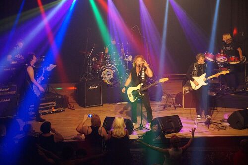 jukebox-heroes-the-original-members-from-the-70th-bands