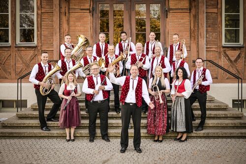konzert-ostermontag-21042025-die-oberschwabischen-dorfmusikanten-konzert-ostermontag-2025-die-oberschwabischen-dorfmusikanten