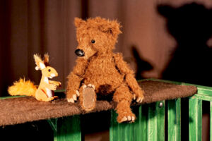 Bär hat es schwer - Eine ausgeschlafene Geschichte vom Müdesein