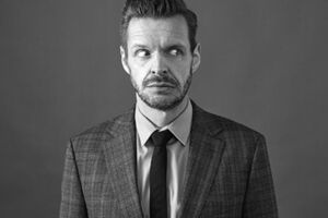 Florian Schroeder - Endlich Glücklich  eine Show für alle und jeden