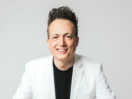 Olaf Bossi - Generation XY: Die 80er, die 90er und das Leben heute Die Comedy-Show von Olaf Bossi