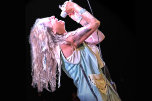 Gerhard & Inga Sagemüller - Kozmic Blue, eine musikalische Odyssee - Bluezige Songs und ko(z)mische Geschichten