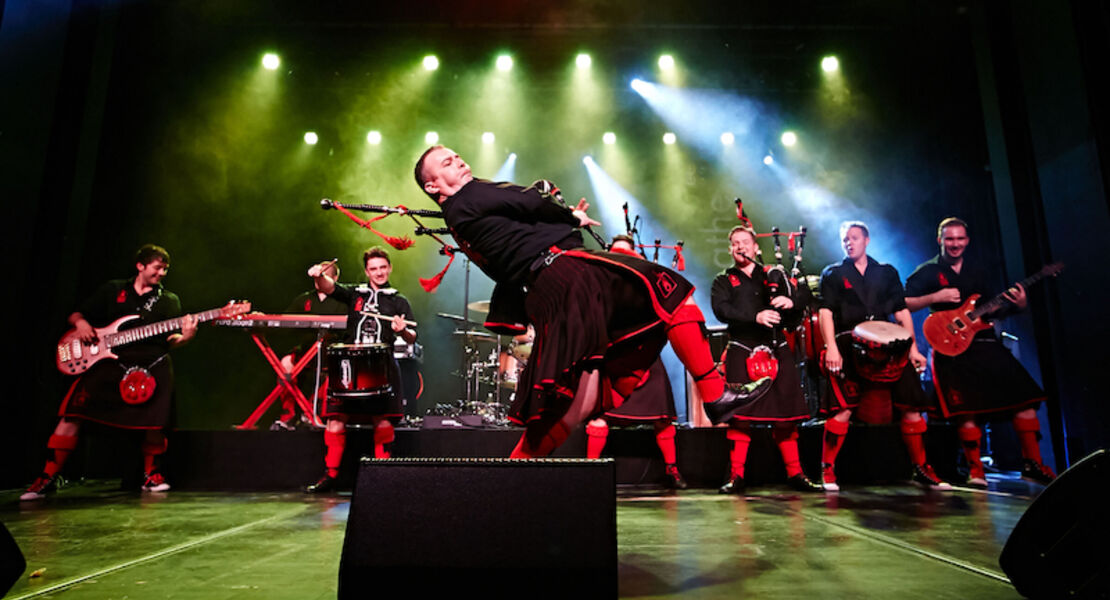 red-hot-chilli-pipers-back-to-roots-tour-2026