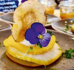 muttertags-brunch-im-schwarzwald-panorama