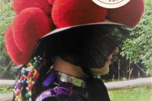 Wie die Schwarzwaldmarie zu ihrem Bollenhut kam