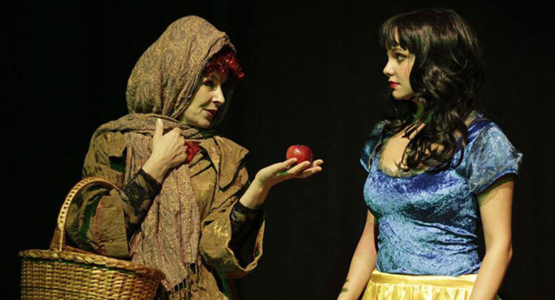 theater-gegenstand-marchen-schneewittchen