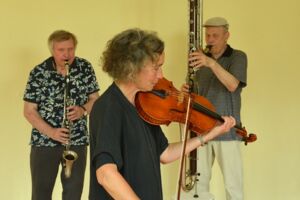 Ernst Deukers Affäre Bela B.  CD-Release-Konzert - Zwischen Bartóks Musik und freien Kreationen
