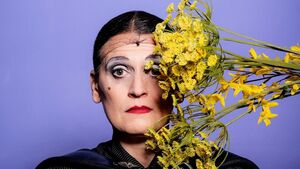 Carmela de Feo: La Signora - groß! blond! erfolgreich!