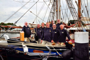 Crossjack Shanty Singers