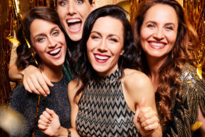 Les Brünettes  Best Of - Kultur im Innenhof