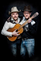 Die Frau wird schöner mit jedem Glas Bier - Ein Truck Stop Abend